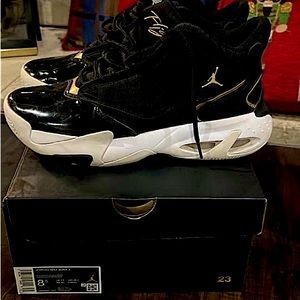 men’s Jordan Max Aura 8.5